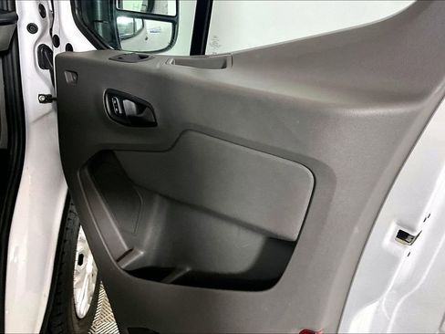 Used 2024 Ford Transit 350 XLT RWD image 19
