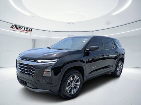 Used 2025 Chevrolet Equinox LT FWD image 7