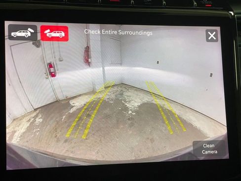 Used 2022 Jeep Grand Cherokee Trailhawk w/ Luxury Tech Group III image 58