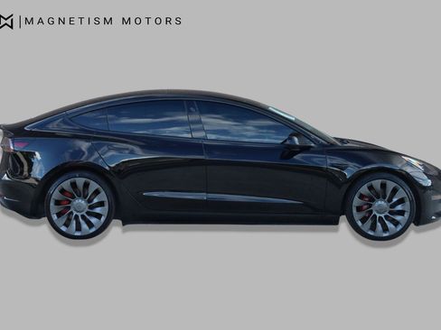 Used 2022 Tesla Model 3 Performance AWD/4WD image 2