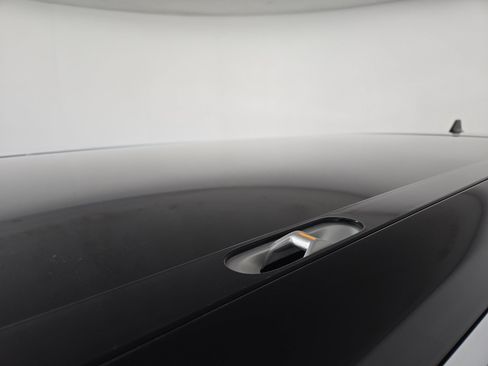 Used 2023 Rivian R1S Adventure AWD/4WD image 13