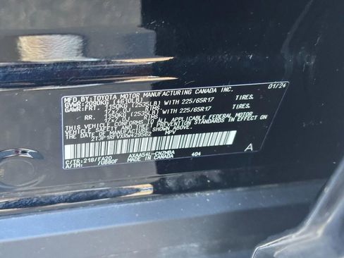 Used 2024 Toyota RAV4 XLE image 33