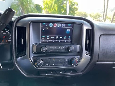 Used 2018 Chevrolet Silverado 1500 LT image 27
