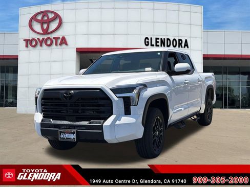 New 2026 Toyota Tundra SR5 AWD/4WD image 4