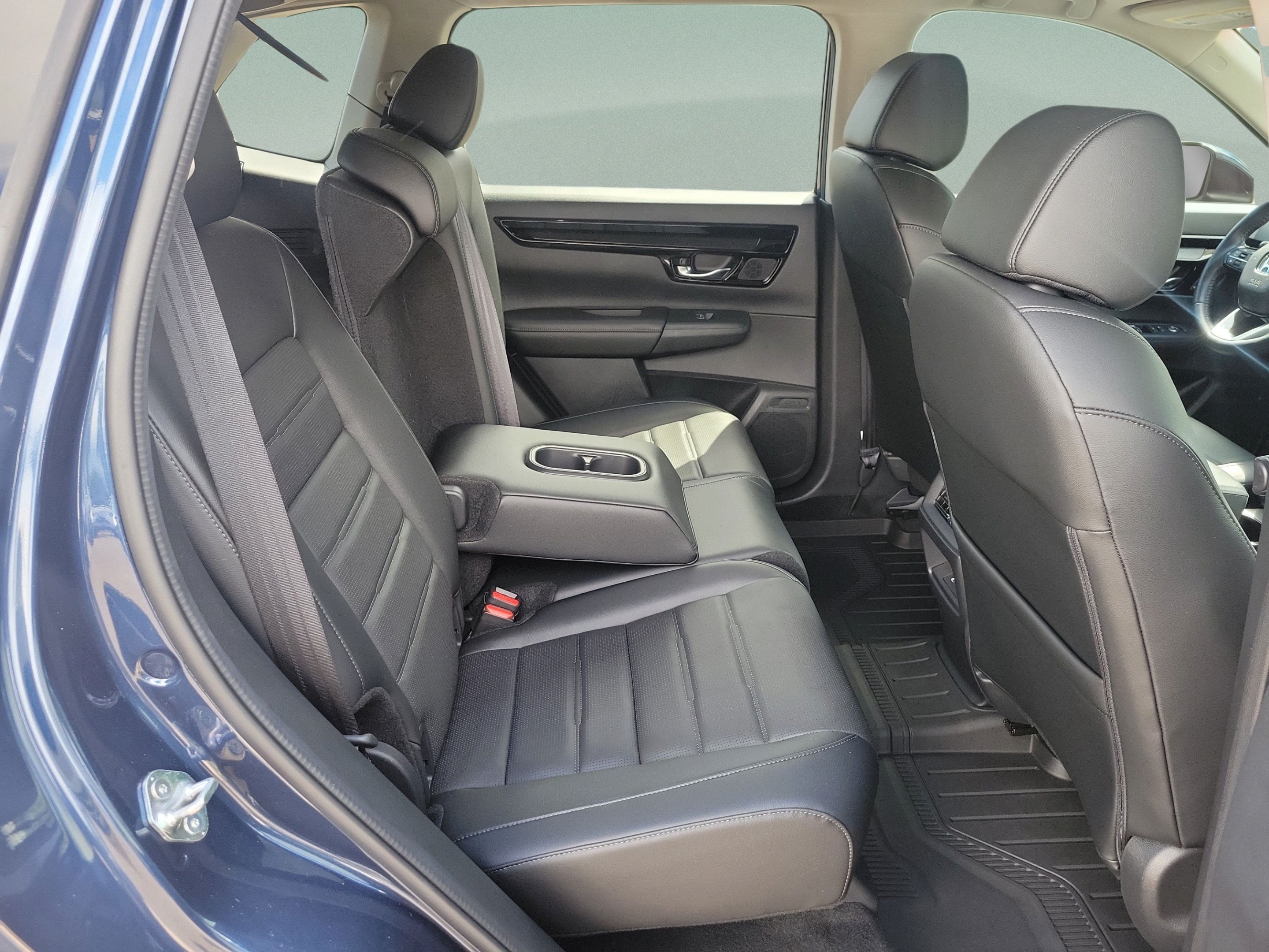 Used 2025 Honda CR-V EX-L image 10