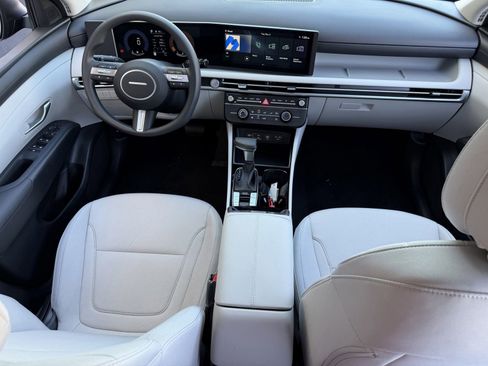 New 2026 Hyundai Tucson SE FWD image 10