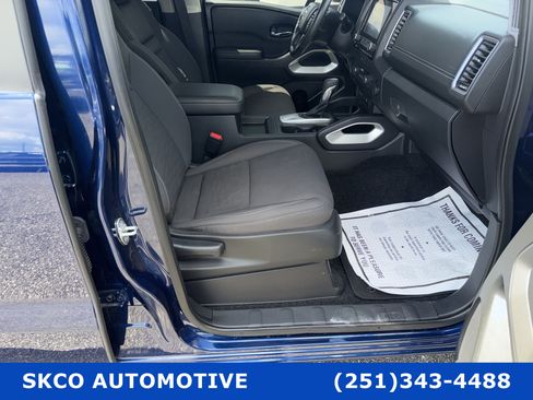 Used 2022 Nissan Frontier SV RWD image 13