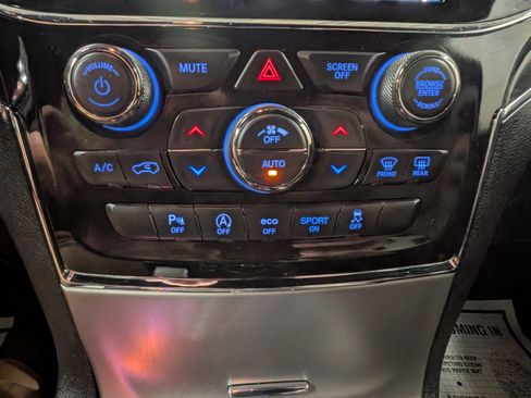 Used 2021 Jeep Grand Cherokee Limited w/ Trailer Tow Group IV image 17