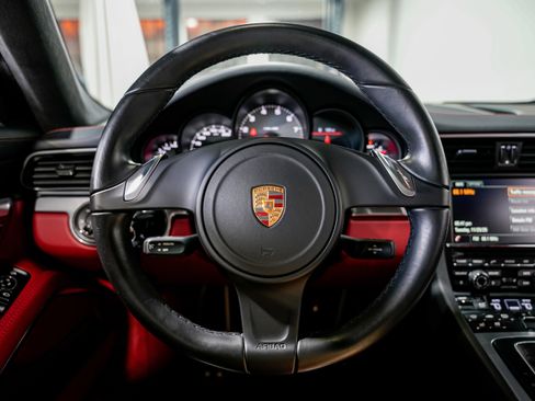 Used 2016 Porsche 911 Carrera 4S image 10