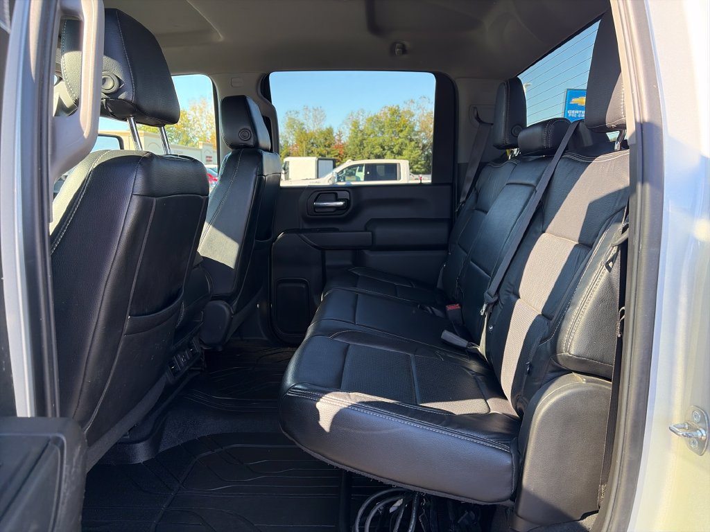 Used 2022 Chevrolet Silverado 3500 LT w/ Convenience Package AWD/4WD image 23