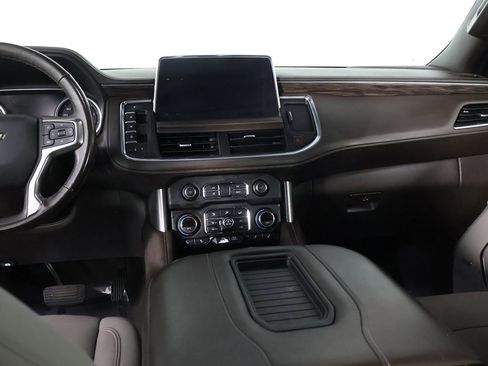 Used 2021 Chevrolet Suburban Z71 w/ Z71 Off-Road Package image 48