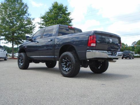 Used 2017 RAM 1500 Classic SLT image 7