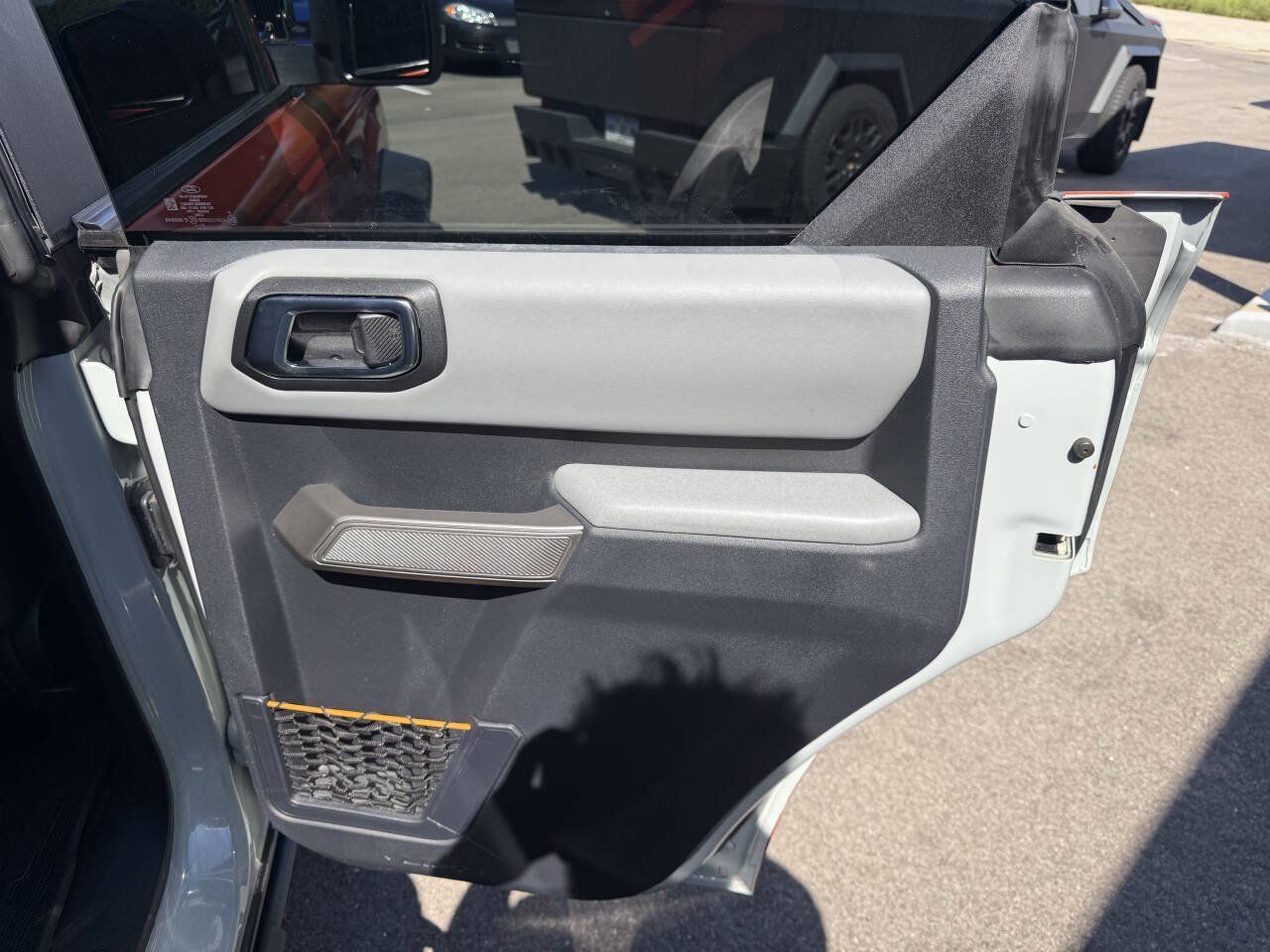 Used 2023 Ford Bronco Badlands AWD/4WD image 16