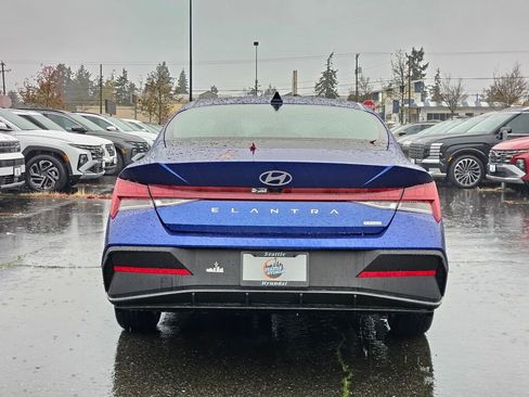 New 2026 Hyundai Elantra Blue image 6