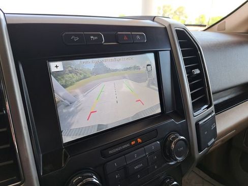 Used 2018 Ford F150 Lariat AWD/4WD image 11