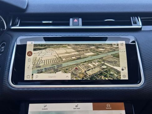 Used 2023 Land Rover Range Rover Velar R-Dynamic S image 12