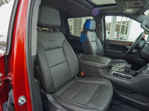 Used 2023 GMC Sierra 1500 Denali w/ Denali Reserve Package AWD/4WD image 30