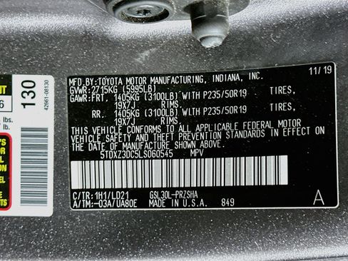 Used 2020 Toyota Sienna SE Premium FWD image 12