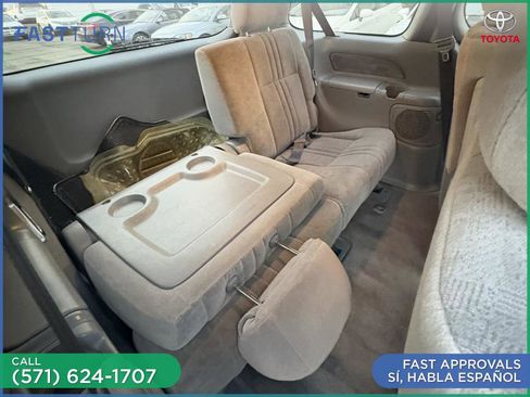 Used 2002 Toyota Sienna LE image 17