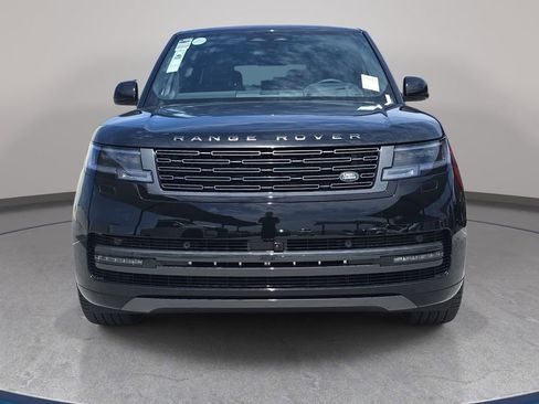 New 2026 Land Rover Range Rover Long Wheelbase SE AWD/4WD image 2
