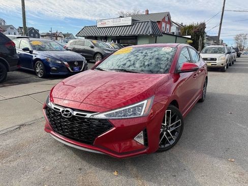 Used 2020 Hyundai Elantra Sport w/ Cargo Package (C1) image 2