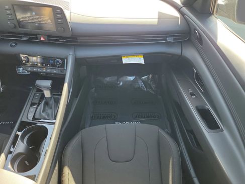 New 2026 Hyundai Elantra SEL Sport w/ Cargo Package image 10