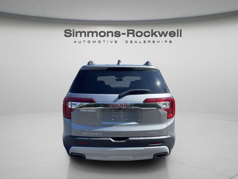 Used 2023 GMC Acadia SLT image 8