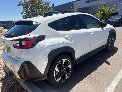 Used 2025 Subaru Crosstrek 2.5i Limited w/ Crosstrek Mirror Package AWD/4WD image 4