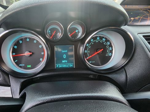 Used 2016 Buick Encore Convenience image 38