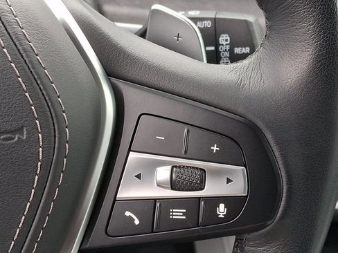 Certified 2025 BMW X5 xDrive50e w/ Climate Comfort Package image 25