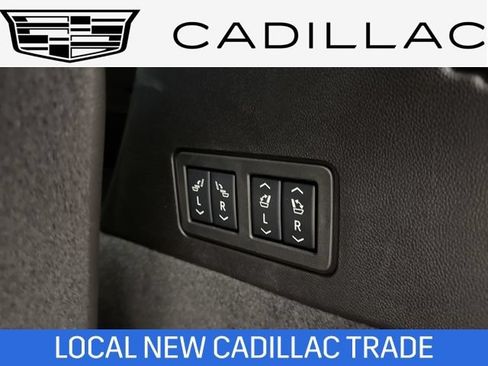 Used 2025 Cadillac XT6 Premium Luxury w/ Technology Package AWD/4WD image 36