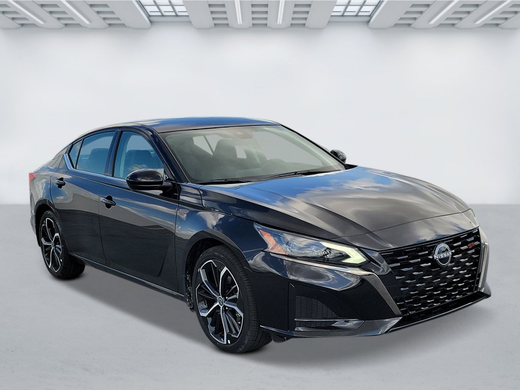 New 2025 Nissan Altima 2.5 SR FWD image 2