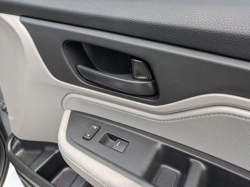 Used 2019 Honda Odyssey EX-L image 34