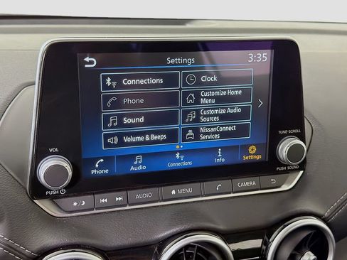 Used 2025 Nissan Sentra SV FWD image 30