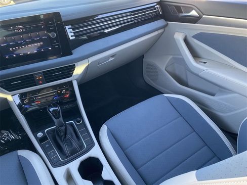 New 2026 Volkswagen Jetta SE image 12