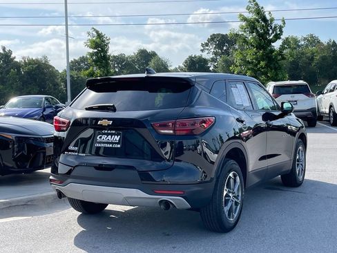 Used 2025 Chevrolet Blazer LT AWD/4WD image 7