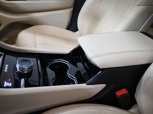 Used 2021 Jeep Grand Cherokee L Limited w/ MOPAR Finishing Package image 25