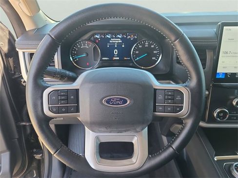 Used 2022 Ford Expedition XL image 25