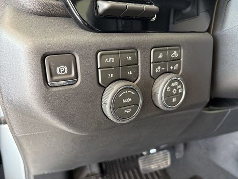 New 2026 Chevrolet Silverado 1500 LTZ w/ LTZ Premium Texas Edition AWD/4WD image 15