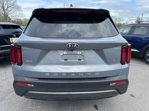 Used 2021 Kia Sorento S w/ Panoramic Sunroof Package AWD/4WD image 5