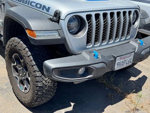 Used 2023 Jeep Wrangler Unlimited Rubicon 4xe AWD/4WD image 2