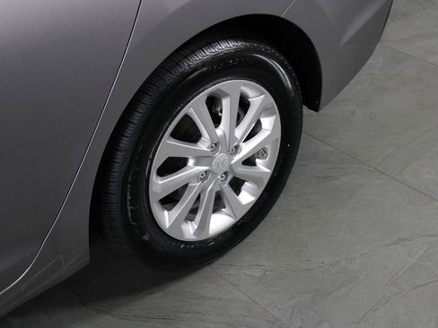 Certified 2022 Hyundai Accent SEL FWD image 13