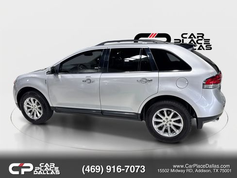 Used 2012 Lincoln MKX FWD image 4