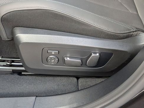 Used 2026 BMW X3 xDrive30 w/ Convenience Package image 15