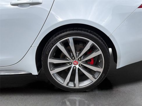 Used 2019 Jaguar XF S AWD/4WD image 39
