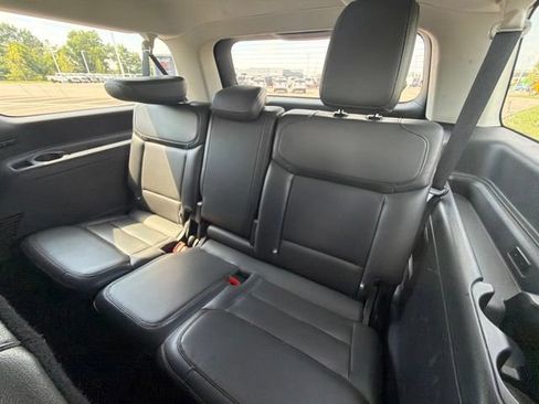 Used 2025 Ford Expedition Max Active AWD/4WD image 21