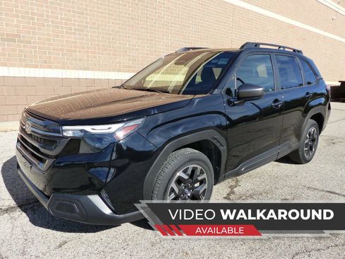Used 2025 Subaru Forester Premium AWD/4WD image 1
