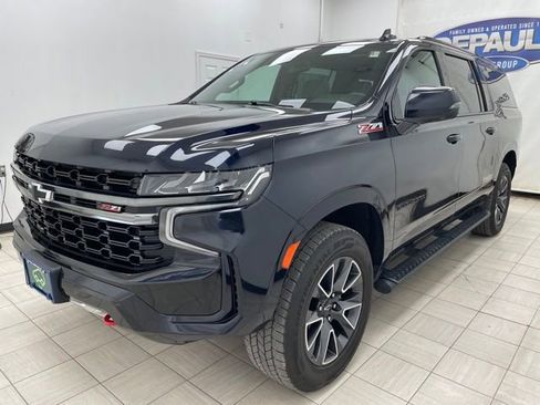 Certified 2022 Chevrolet Suburban Z71 w/ Luxury Package AWD/4WD image 21