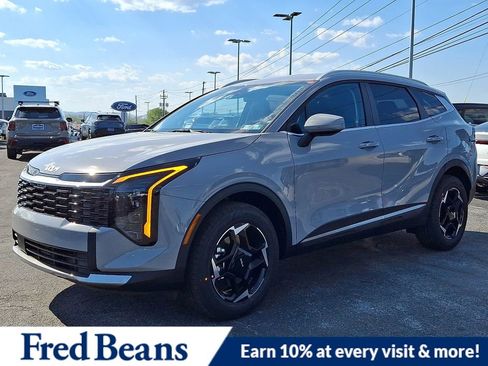 New 2026 Kia Sportage EX AWD/4WD image 2