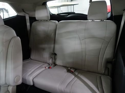Used 2024 Buick Enclave Essence FWD image 20